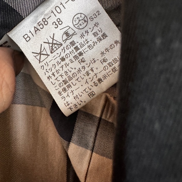 Burberry Trench Coat - Picture 6 of 10